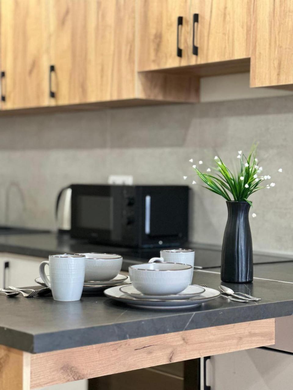 Жилой Комплекс Молодежный На Тулебаева Apartman Almati Kültér fotó